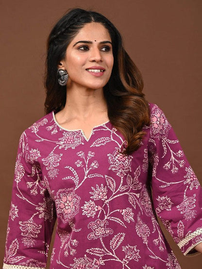 Women Floral Printed Pure Cotton Kurti
